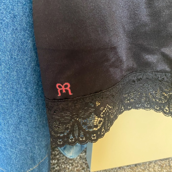 Ruby Ribbon Torsette/Sold Out Item - Picture 3 of 8